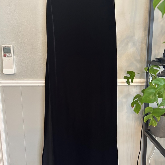 Tadashi velour black long skirt - Picture 5 of 11